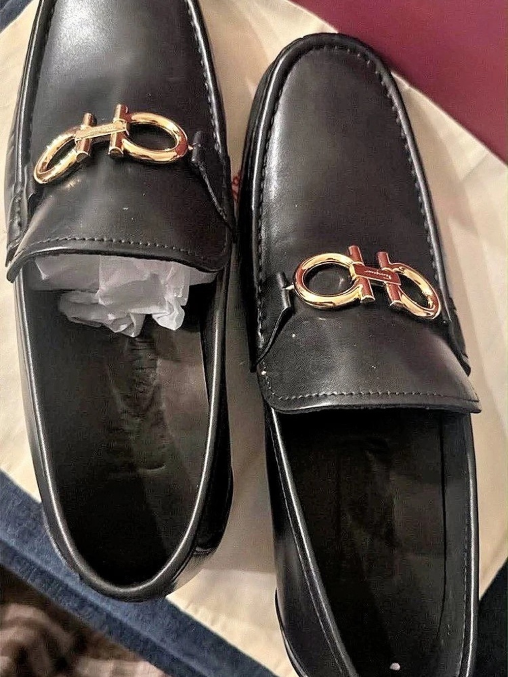 Salvatore Ferragamo Gancini loafers in Black US 10 Like New